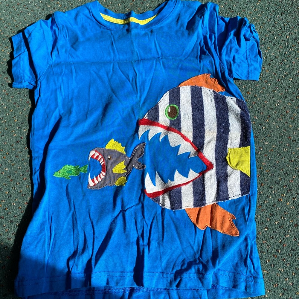 Mini Boden Fish tee